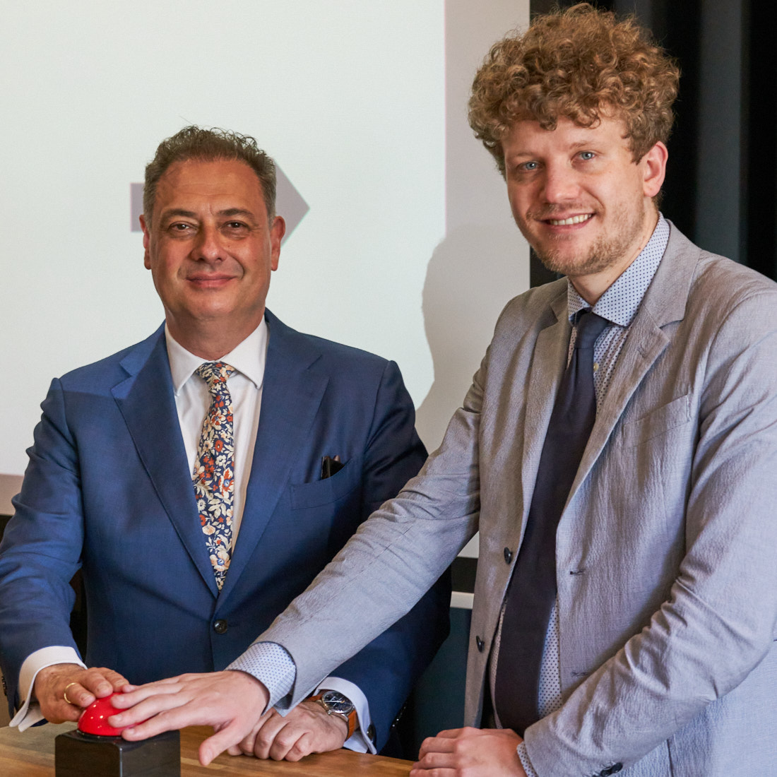 Gerolf Bouwmeester, burgemeester van Leusden en de Amersfoortse cultuurwethouder Tyas Bijlholt.